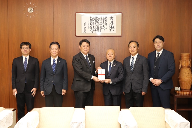 成田コスモポリタンRC市長表敬