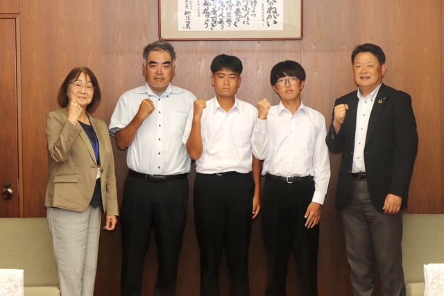 記念撮影の様子