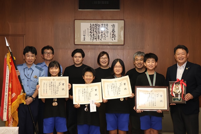 記念撮影の様子