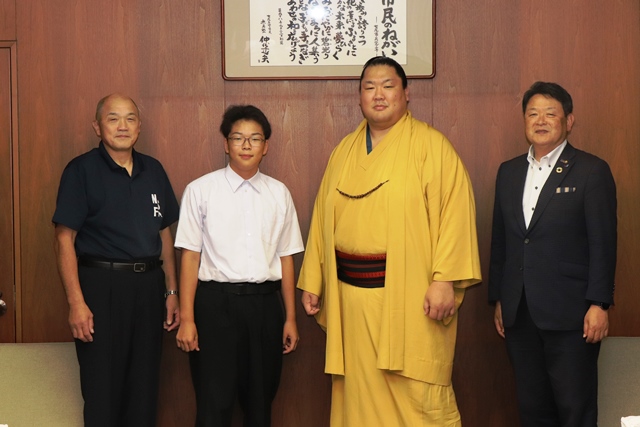 記念撮影の様子