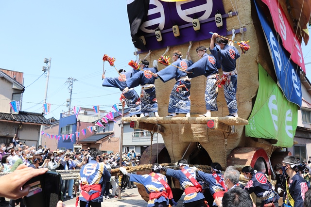 2022(令和4)年5月5日3年ぶり青柏祭の曳山行事～町中に活気が溢れる～／七尾市
