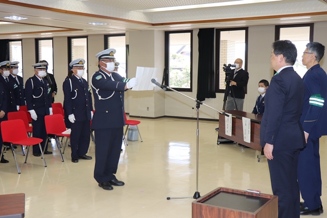決意表明する髙澤知明隊長