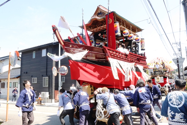 住吉大祭の曳山巡行の様子2