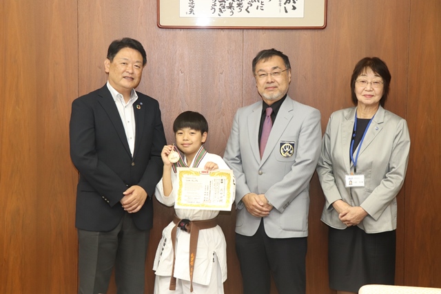記念撮影の様子
