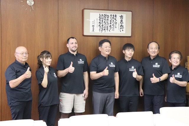 記念撮影の様子