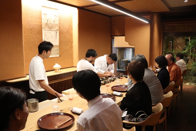 食体験の様子