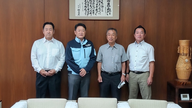 記念撮影の様子