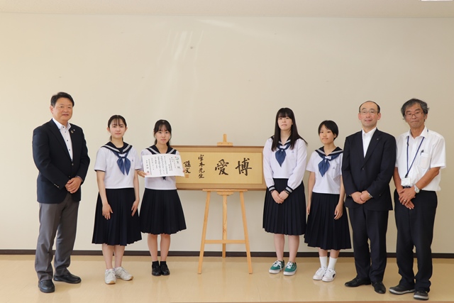 七尾高校郷土研究部の皆さん