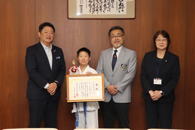 記念撮影の様子