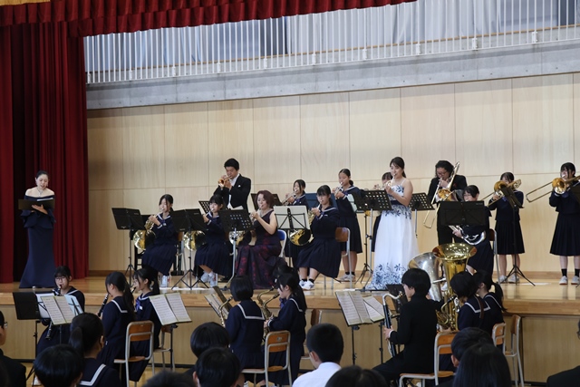 吹奏楽部とのコラボ演奏