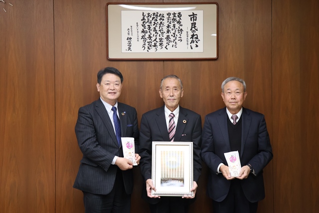 特別優秀賞を受賞した石井さん