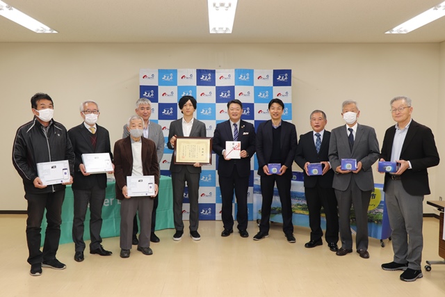 記念撮影の様子