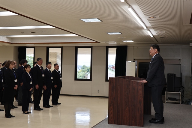 年度始め式の様子